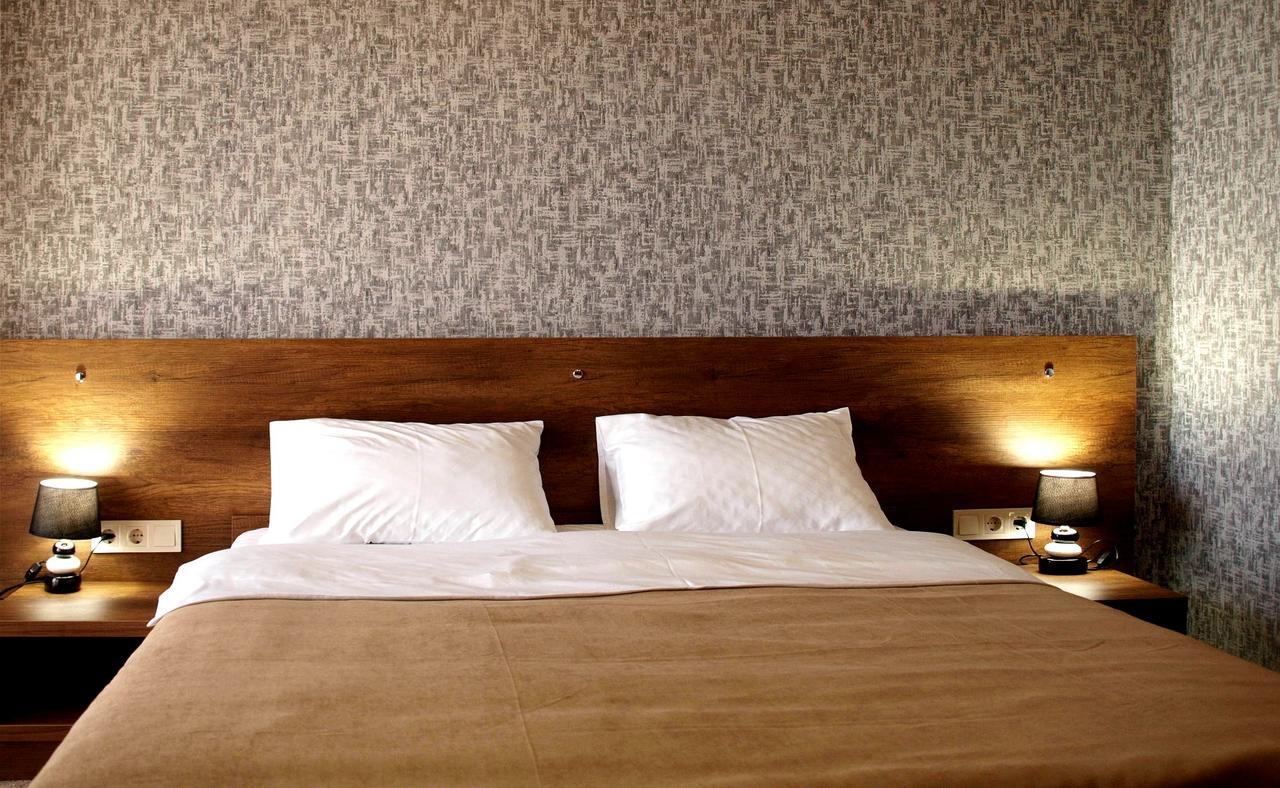Hotel King David The Builder Кутаиси Екстериор снимка