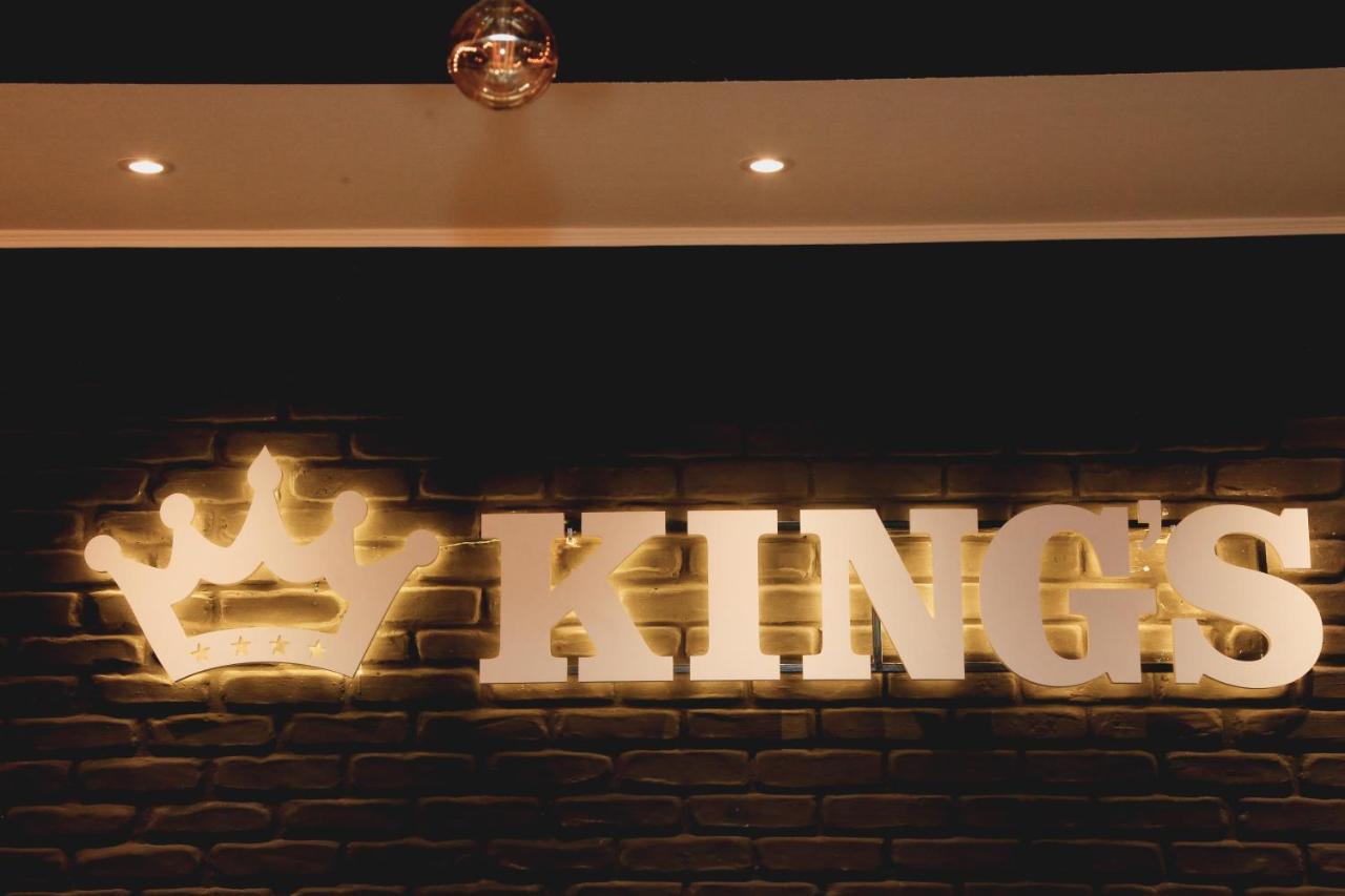 Hotel King David The Builder Кутаиси Екстериор снимка